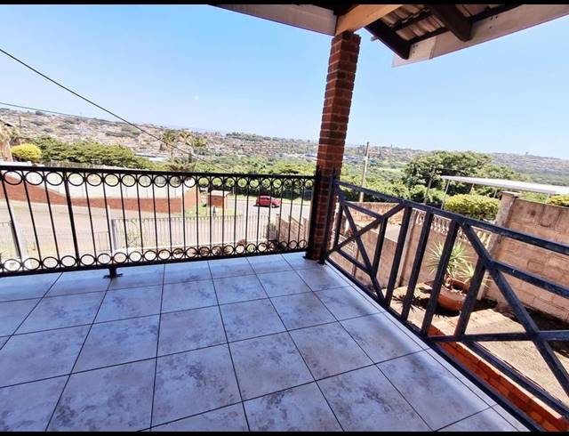 3 BEDROOM HOUSE FOR SALE IN BLUFF